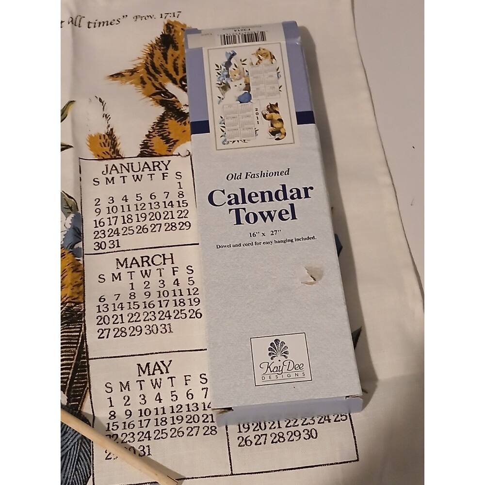 Kay Dee Designs  Cat Curious Kittens 2011 Linen Calendar Towel 16" X 27" W Box